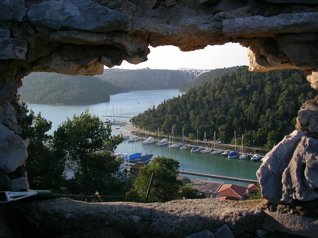 Guesthouse Juric Skradin Oda fotoğraf